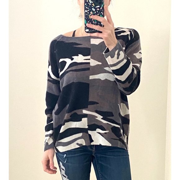 EUC Skull Cashmere Scout Camo Black White Tan Brown 100% Cashmere Sweater Sz XS - Picture 2 of 6
